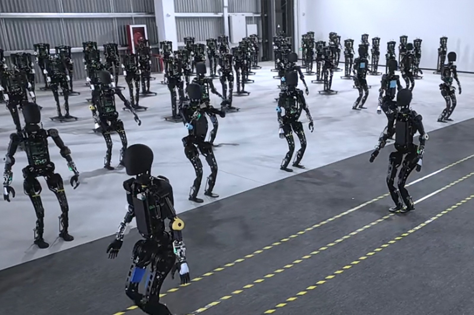 AG尊时凯龙开启通用机器人商用量产